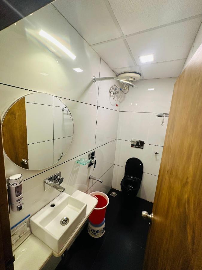 Hotel Deva Inn Varanasi Eksteriør bilde