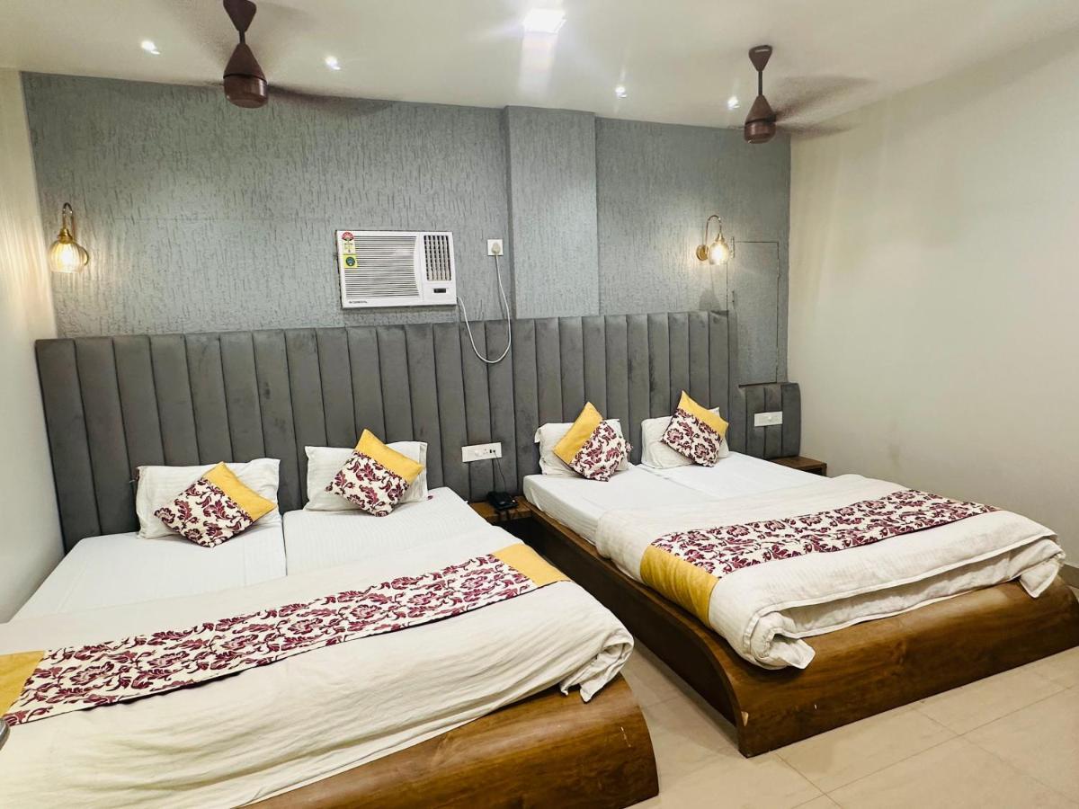 Hotel Deva Inn Varanasi Eksteriør bilde