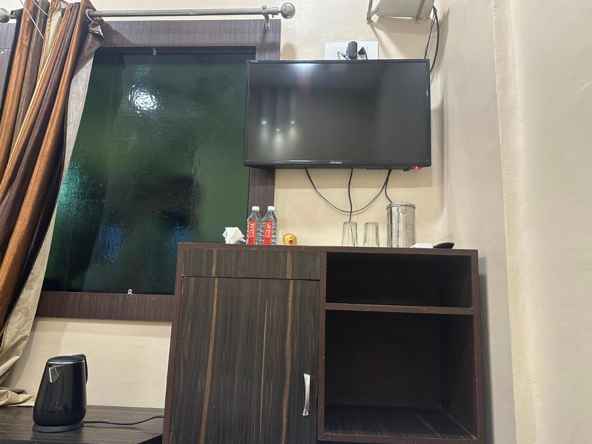 Hotel Deva Inn Varanasi Eksteriør bilde