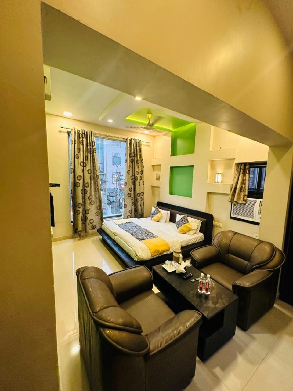 Hotel Deva Inn Varanasi Eksteriør bilde