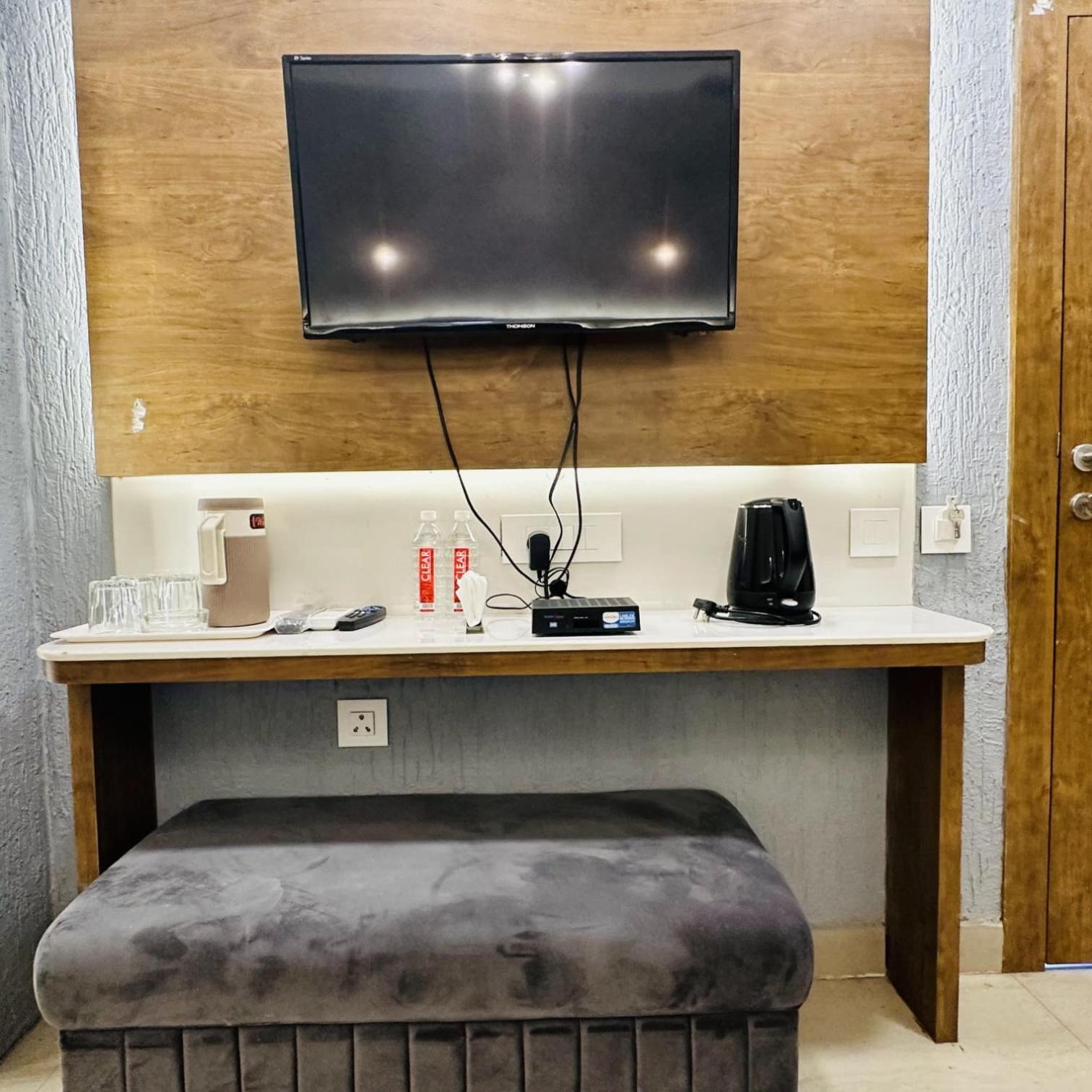 Hotel Deva Inn Varanasi Eksteriør bilde