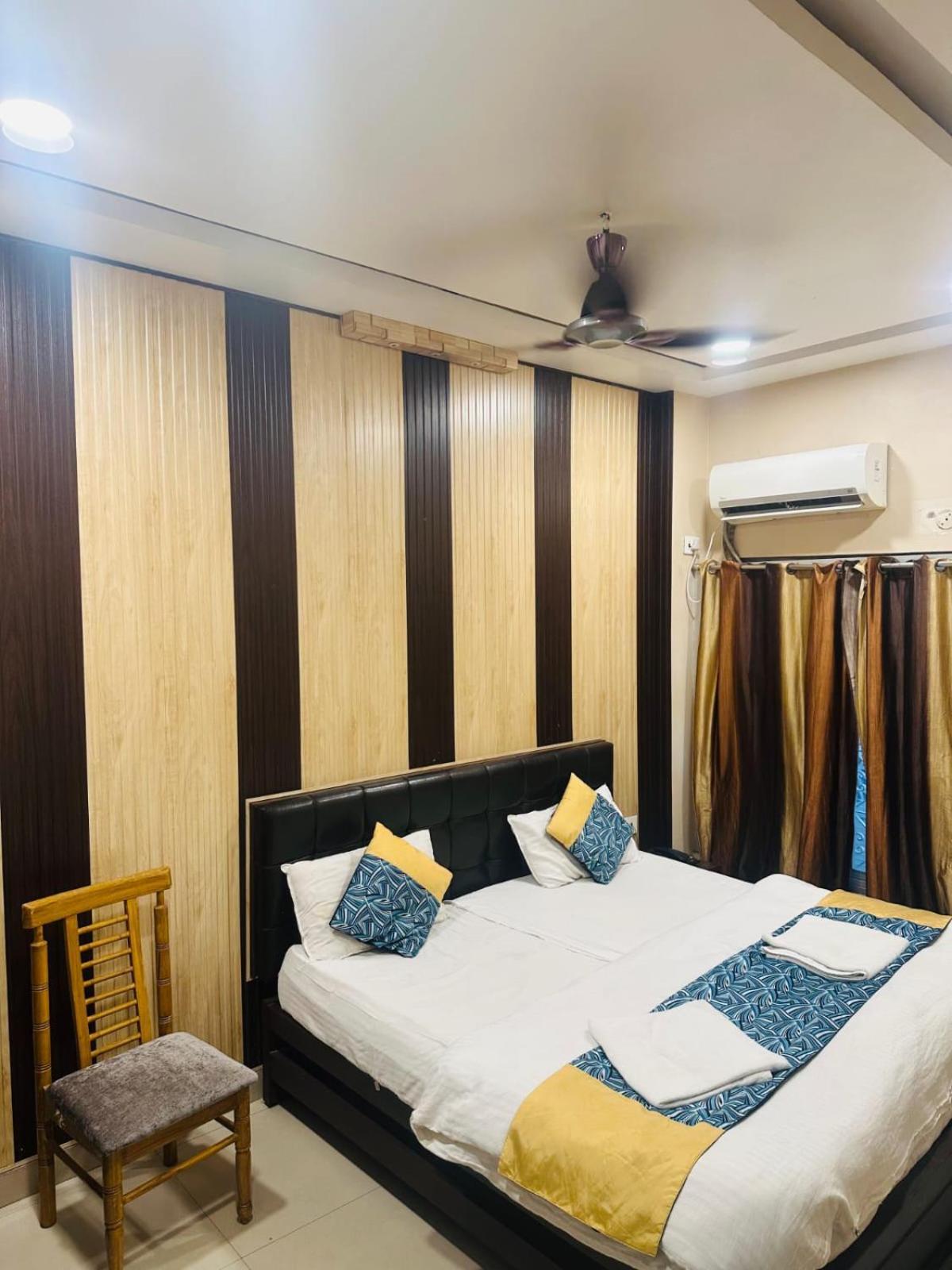 Hotel Deva Inn Varanasi Eksteriør bilde