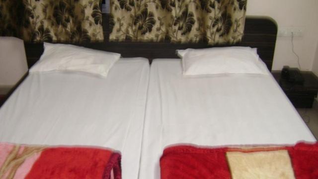 Hotel Deva Inn Varanasi Eksteriør bilde